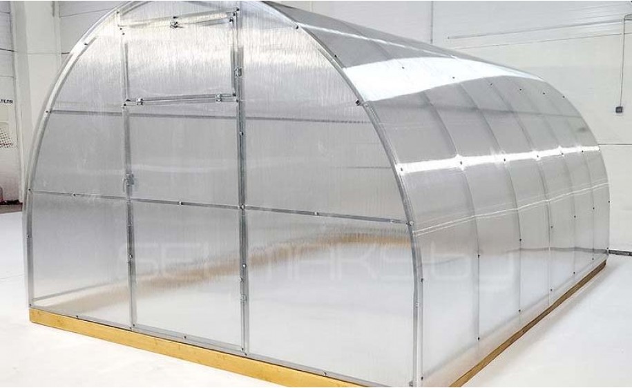 Теплица «Агроном Люкс» 4 метра с поликарбонатом Экосот 4 мм 0,42 кг/м2