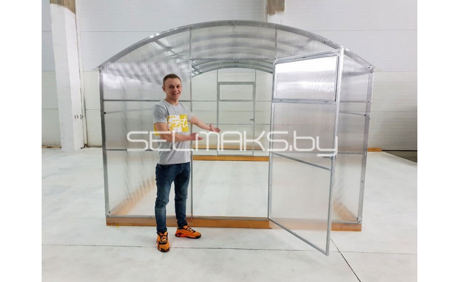 Теплица «Прямостенная 3.0 Тандем Плюс» 8 метров с поликарбонатом Скарб Про Люкс 4 мм 0,80 кг/м2